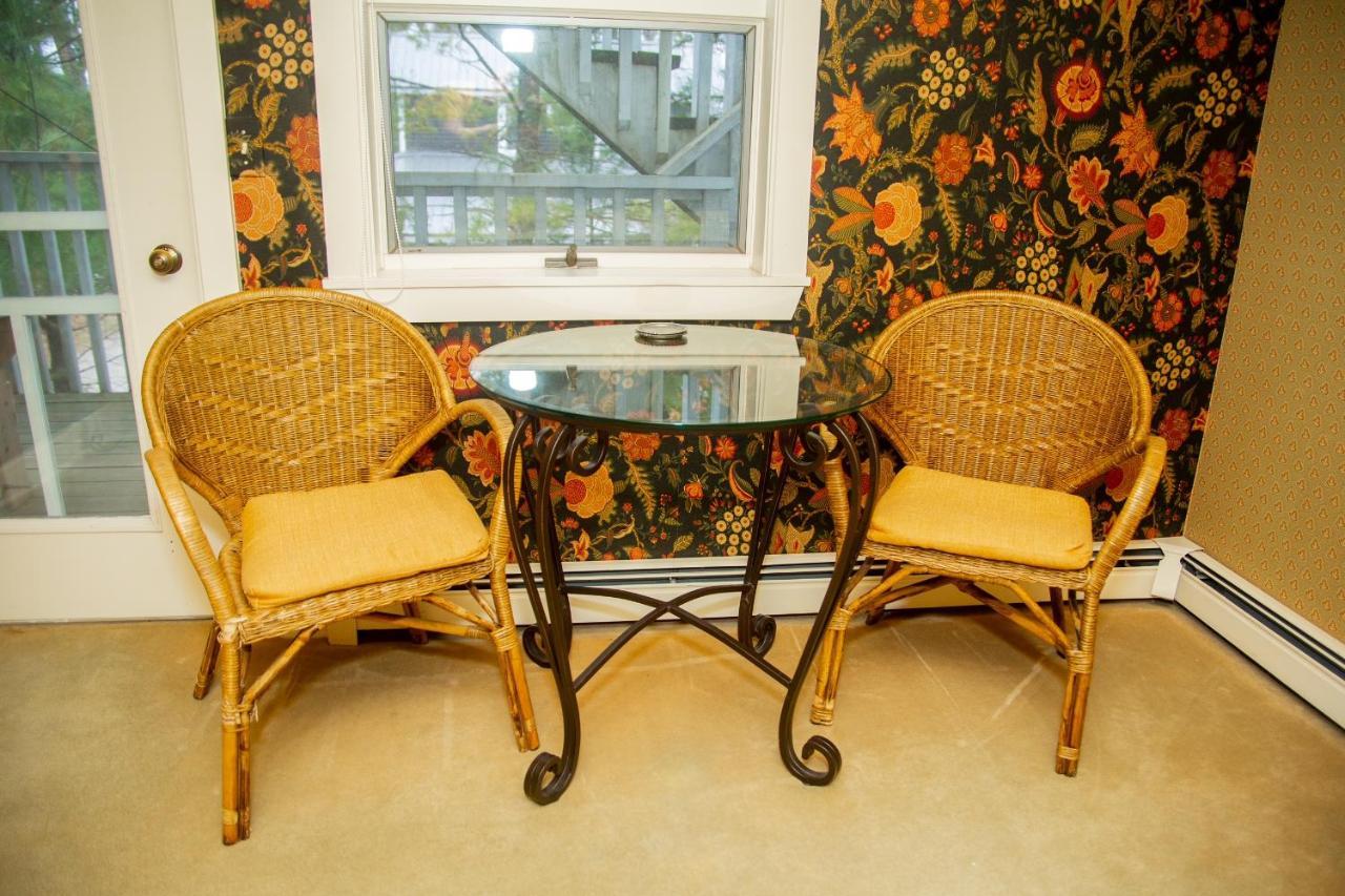 Sylvan Inn Bed & Breakfast 글렌 아버 외부 사진