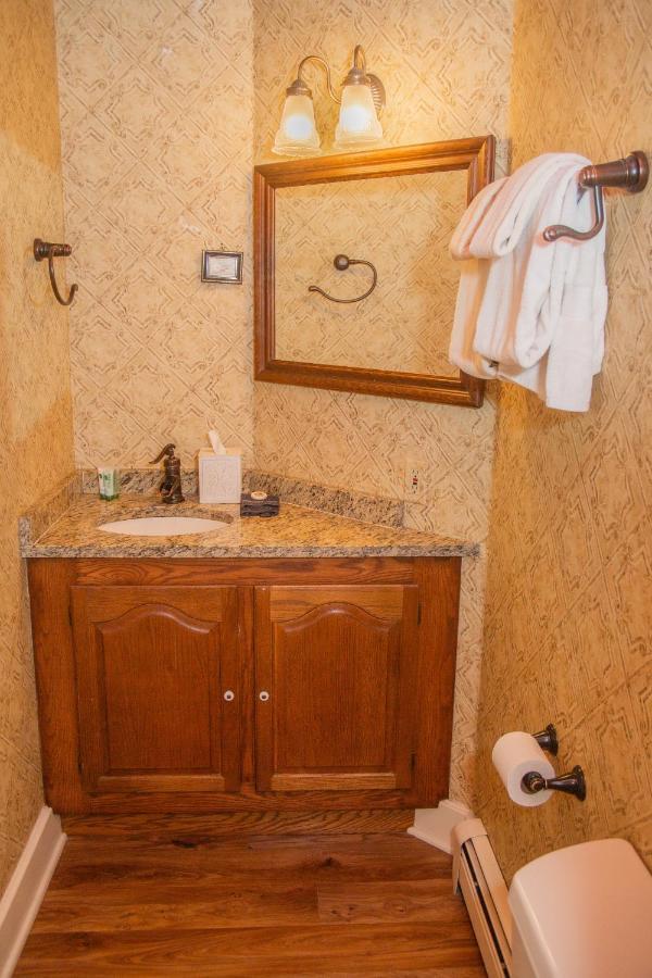 Sylvan Inn Bed & Breakfast 글렌 아버 외부 사진